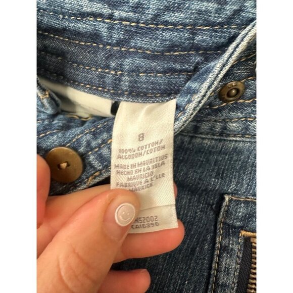 Liz Claiborne women’s size 8 denim Shorts - Picture 7 of 10